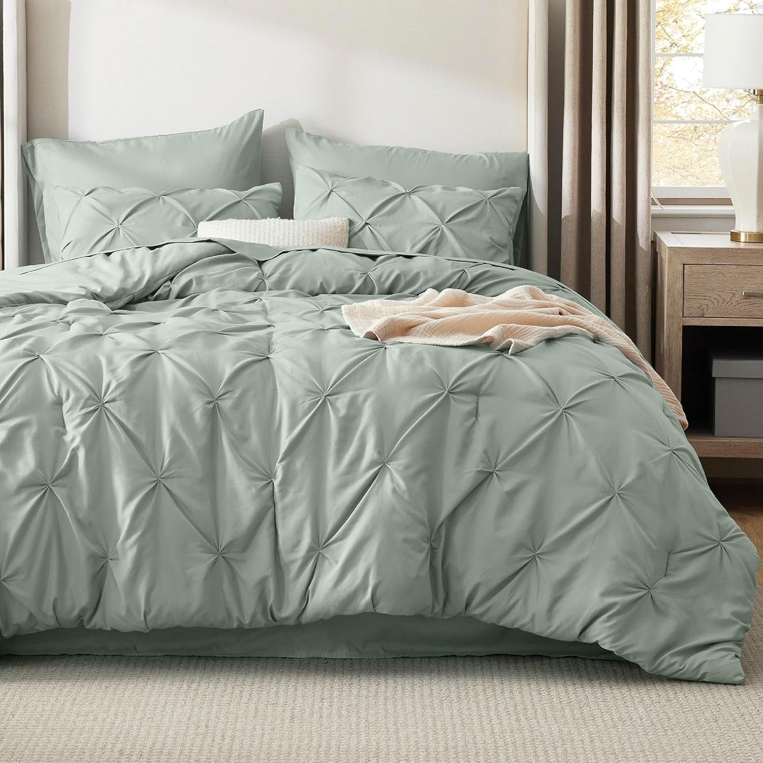 Bedsure Sage Green Comforter Set - Bed in a Bag Queen Size Bedding 7 Pieces, Green Decor Gift for Family, All Season down Alternative Comforter with Sheets, Pillowcases & Shams
