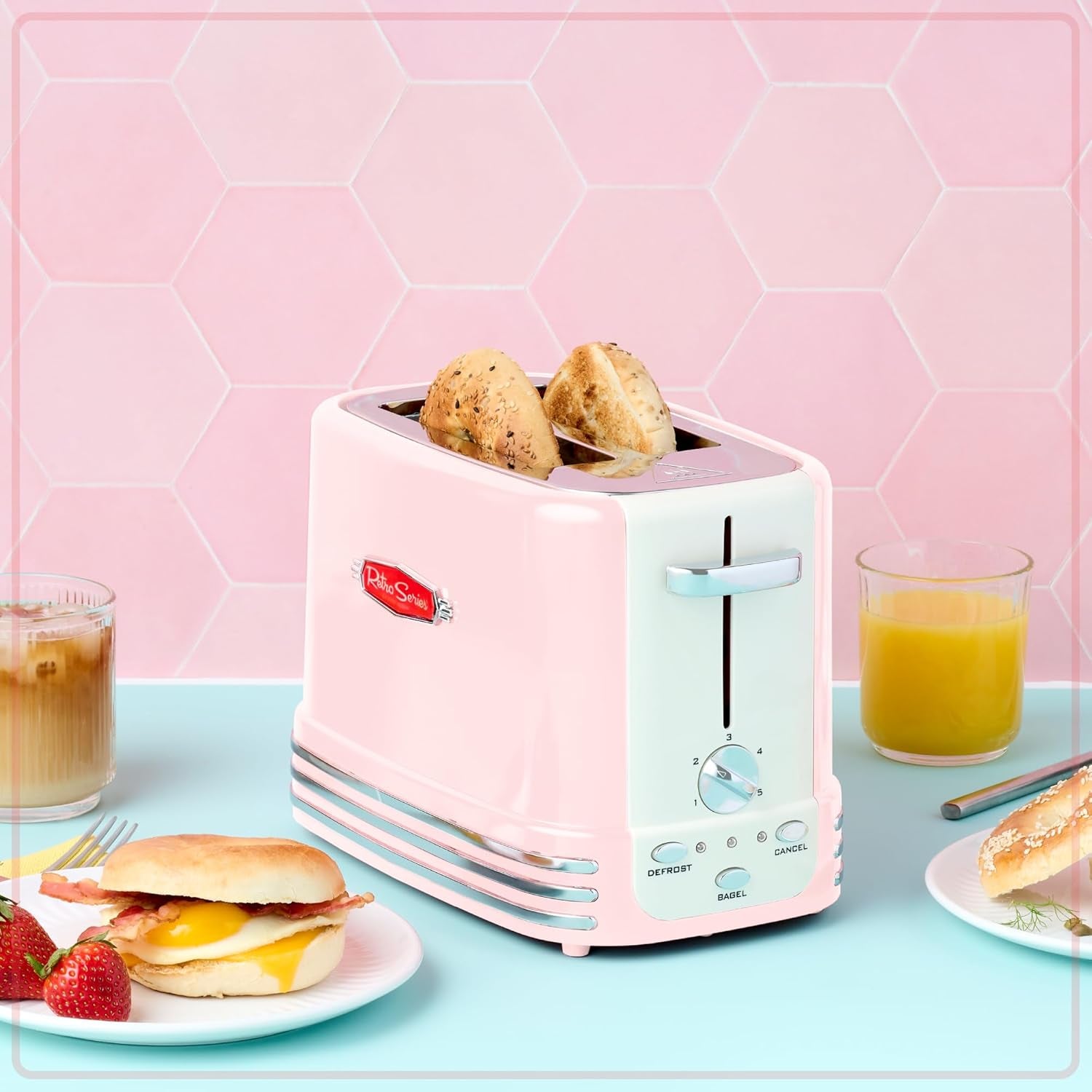 Retro Wide 2-Slice Toaster, Vintage Design with Crumb Tray, Cord Storage & 5 Toasting Levels, Pink